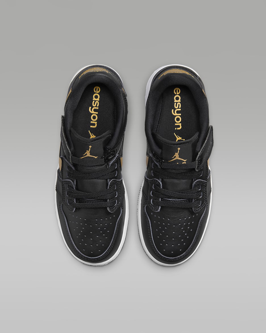 Air Jordan 1 Low FlyEase Older Kids Shoes